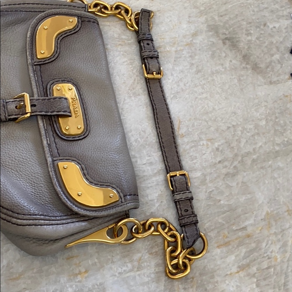 Rare Prada Luxurious Gray Leather Cervo Hobo - Picture 6 of 9